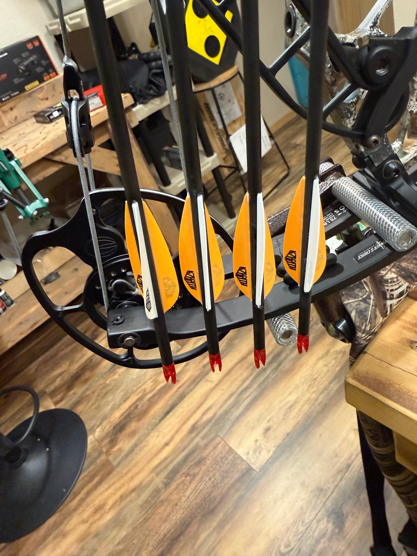 Customer customer arrows.